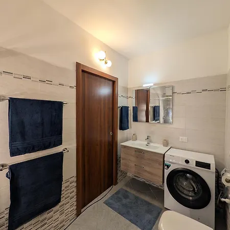Apartament Ampio Milano-lambrate Desing District Accessibile Senza Barriere Architettoniche E Letto King Size
